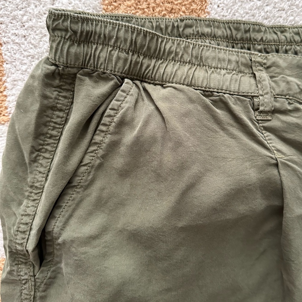 Aerie Olive Green Drapey Pants - Picture 4 of 4